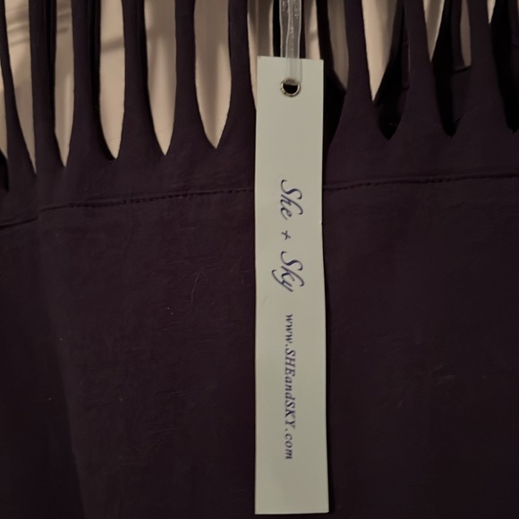 Navy women’s t-shirt dress - Picture 3 of 3